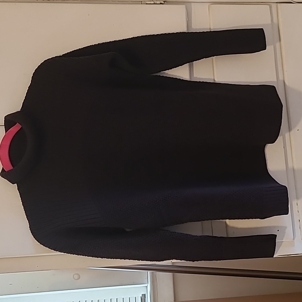 Lululemon Atletica Sweter, Size 6, Color Dark Purple 😀♥️